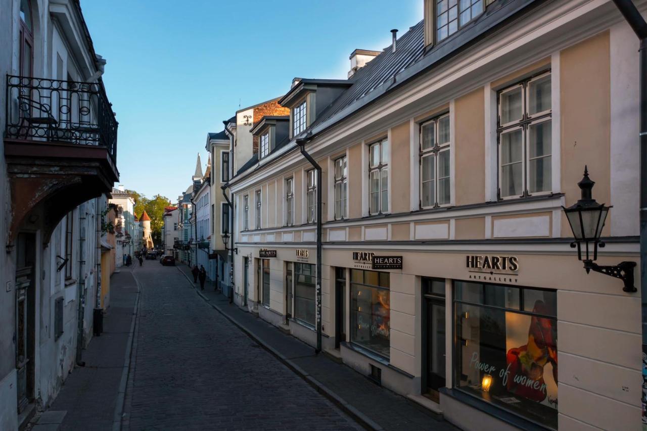 Old Town - Viru Gate Apartment Tallinn Eksteriør billede